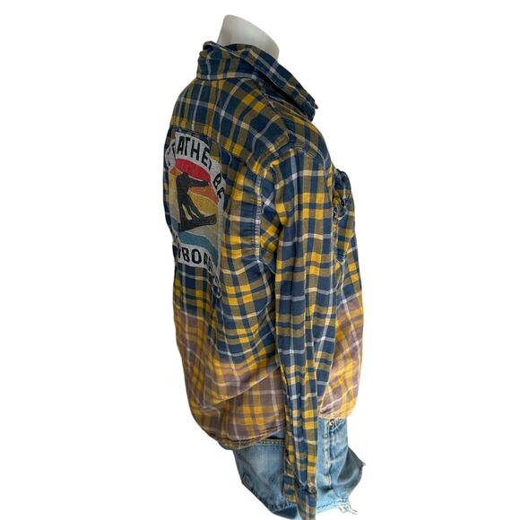 Snowboarding Flannel Plaid Shirt Shacket MEDIUM Oversized Unique Ski Grunge - Picture 3 of 6